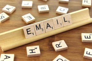 email 300x200 - ¿Es legal que me envíen Spam a mi correo?